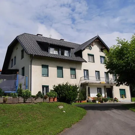 Neubauerhof Apartment Liebenfels